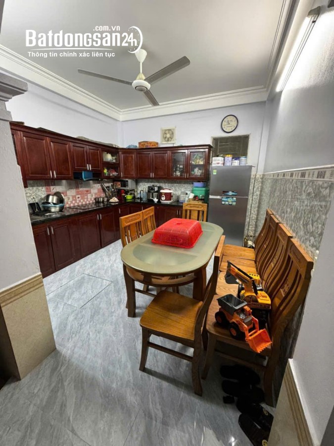 41m2 NHÀ ĐẸP 4 TẦNG, DI ÁI – DI TRẠCH – Ô TÔ VÀO – FULL NỘI THẤT CAO CẤP, 6.x tỷ 