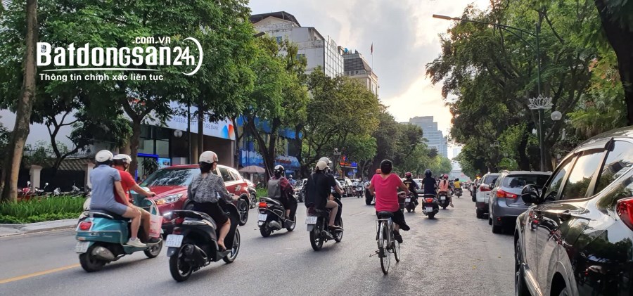 Bán nhà mặt phố Trần Hưng Đạo, Hoàn Kiếm 383m x MT 10m, KD bất chấp,