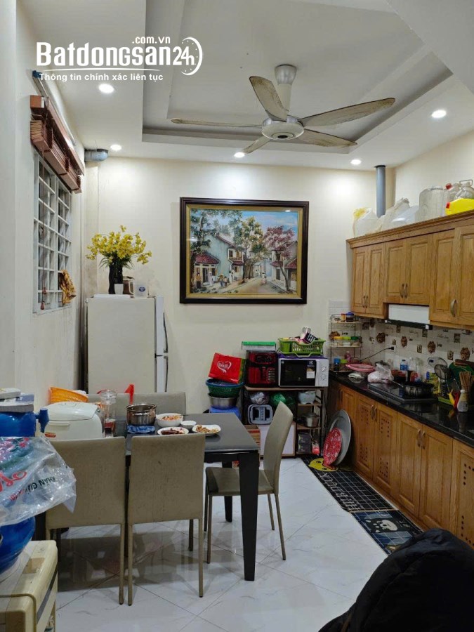 Bán nhà Bạch Đằng, Hai Bà Trưng 56/37m x 4T x 4PN, ô tô, KD, giá 8 tỷ
