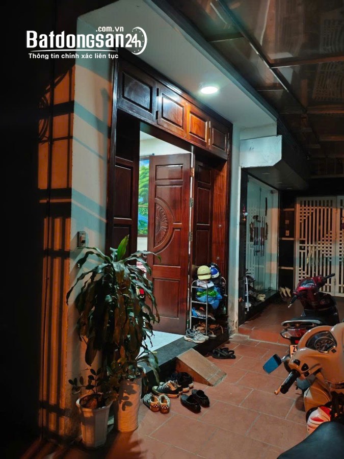Bán nhà Bạch Đằng, Hai Bà Trưng 56/37m x 4T x 4PN, ô tô, KD, giá 8 tỷ