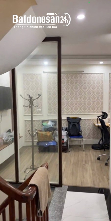 HOA HẬU, BIÊN GIANG,HÀ ĐÔNG,HÀ NỘI,40M2,5 TẨNG GIÁ 4 TỶ Ô TÔ TRÁNH NHAU