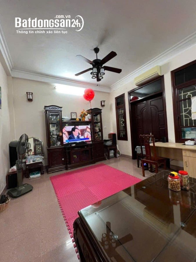 BÁN NHÀ TRUNG KÍNH CẦU GIÂY LÔ GÓC  OTO TRÁNH  NGÕ THÔNG RỘNG 30M RA PHỐ 65M 4 TẦNG