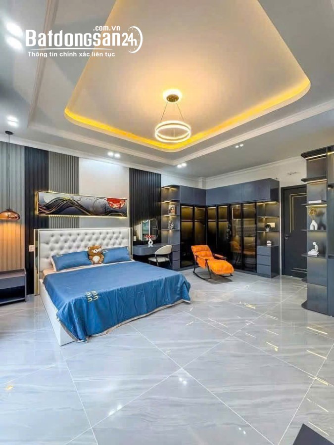 BÁN NHÀ TRUNG KÍNH CẦU GIÂY LÔ GÓC  OTO TRÁNH  NGÕ THÔNG RỘNG 30M RA PHỐ 65M 4 TẦNG