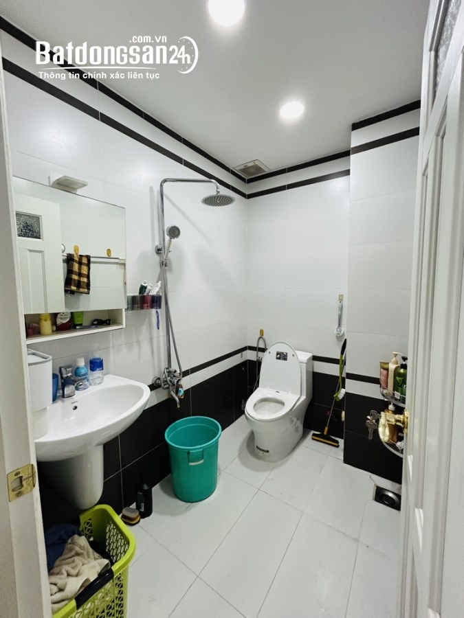 Bán nhà gần Đường Mai Văn Vĩnh, Phường Tân Quy, Quận 7