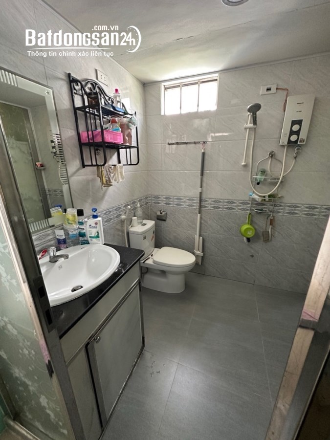 CHỦ CẦN BÁN GẤP NHÀ QUẬN 7 TÂN QUY – 68m2 GIÁ CHỈ 13 TỶ - ĐƯỜNG TRƯỚC NHÀ 14M