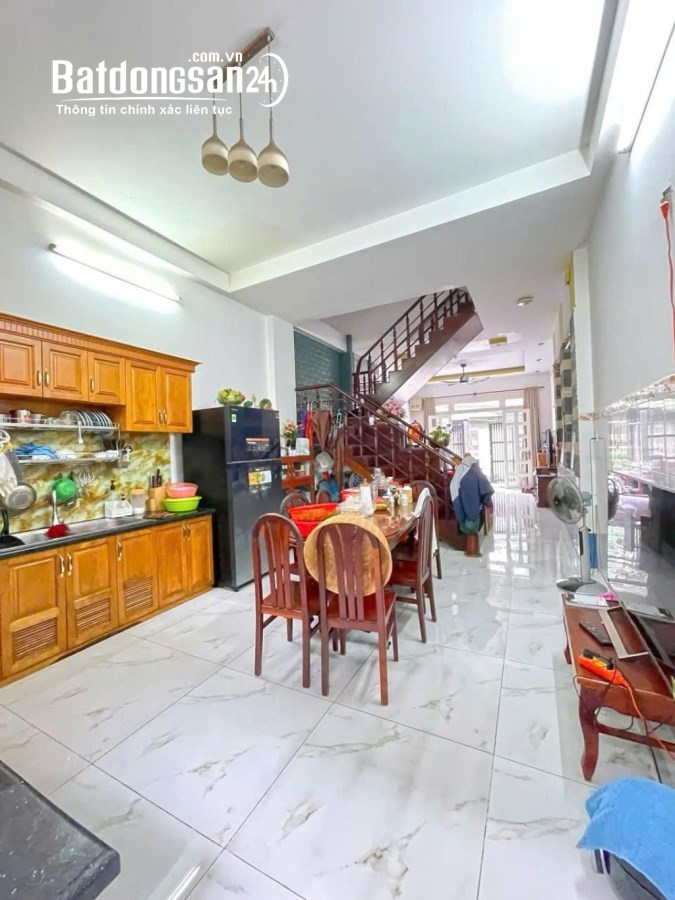 Bán nhà mặt tiền Đường Số 15, Phường Tân Quy, Quận 7