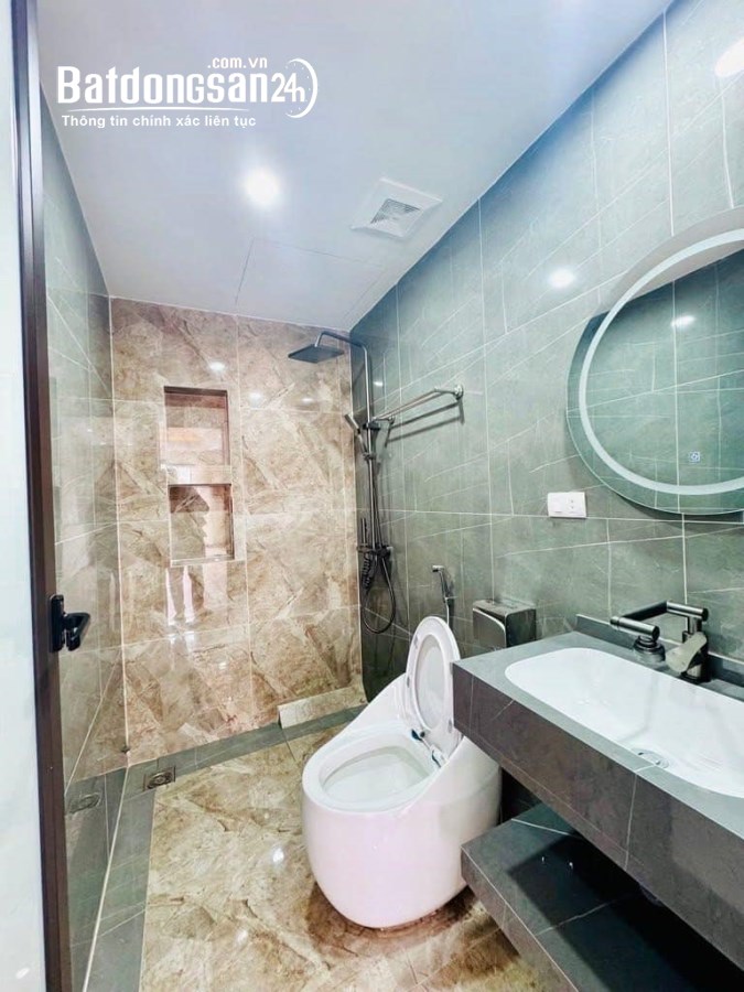 Bán nhà gần Đường Phạm Văn Đồng, Phường Xuân Đỉnh, Quận Bắc Từ Liêm