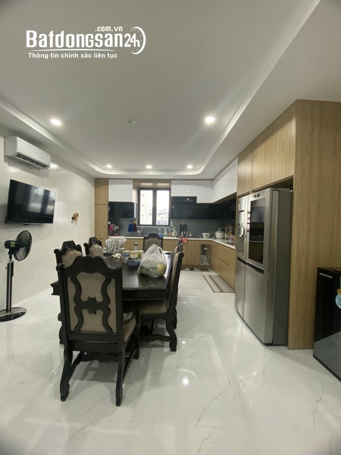 Bán nhà 5 tầng mới đẹp có thang máy Đường Trần Nguyên Hãn, Phước Hòa, TP Nha Trang