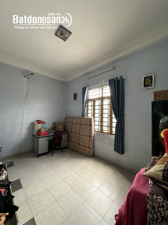 Bán nhà 120m², 3 tầng, 5PN, 5WC, Trường Thọ, Thủ Đức - 9.95  tỷ