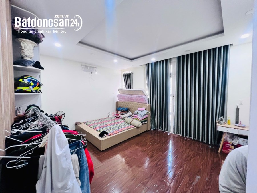 Bán nhà mặt tiền Đường Trần Văn Quang, Phường 10, Quận Tân Bình