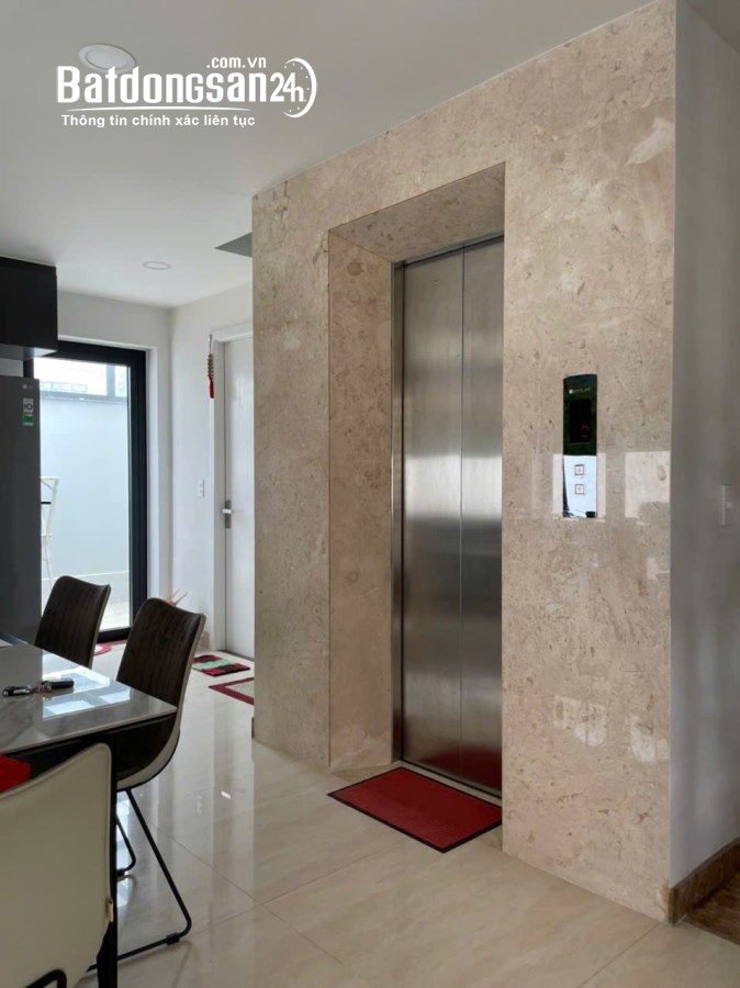 Bán Biệt thự-Villas Đường Nguyễn Hoàng, Phường An Phú, TpThủ Đức (Quận 2)
