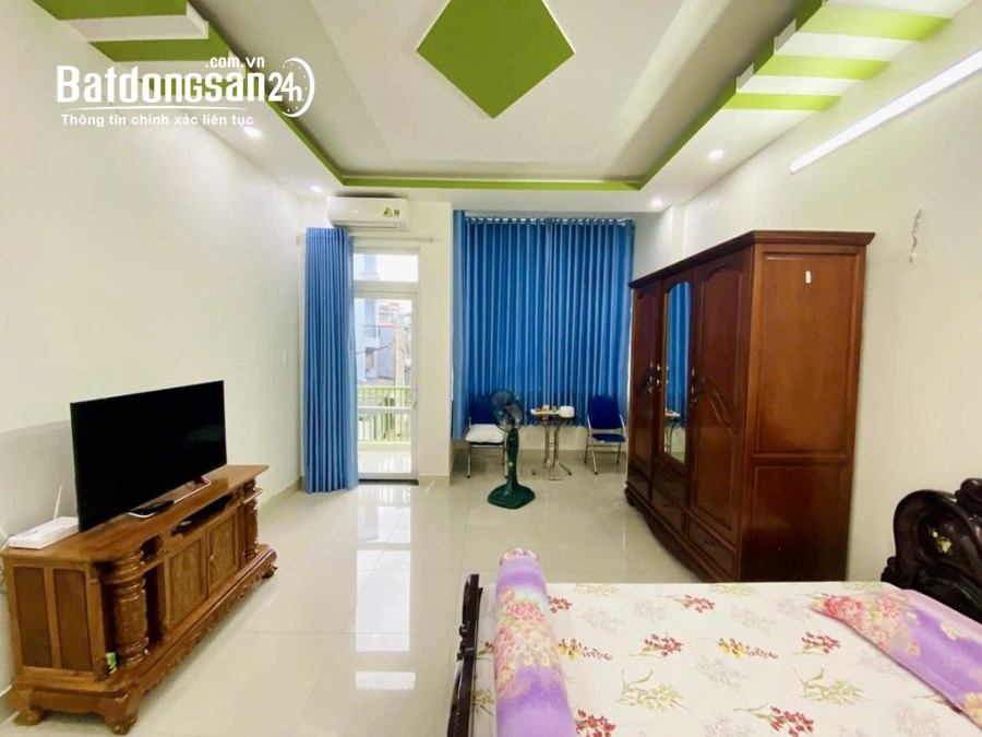 Chủ gấp bán, giá chỉ hơn 70 triệu/m² cho nhà 3 tầng HXH Nguyễn Sỹ Sách, DT 100m²