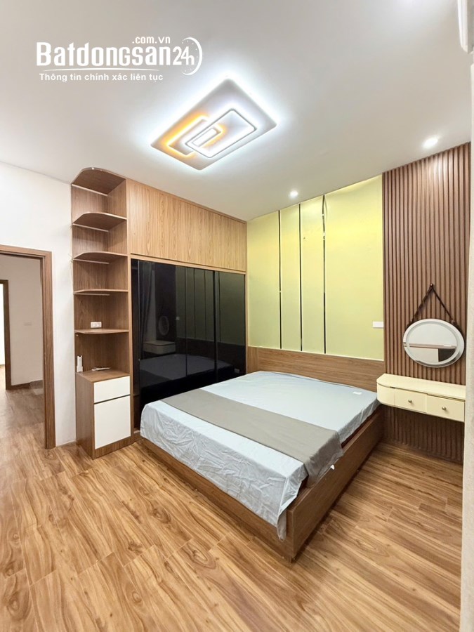 Bán nhà Kim ngưu, Hai bà trưng, diện tích 43m, 4 tầng, giá 9,85 tỷ, Kinh doanh, full 