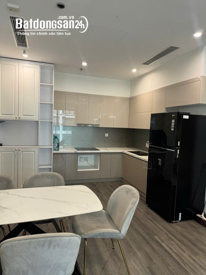 Bán căn góc 2pn2wc tầng cao the zenpark phân khu cao cấp của cđt vinhomes,an ninh cao