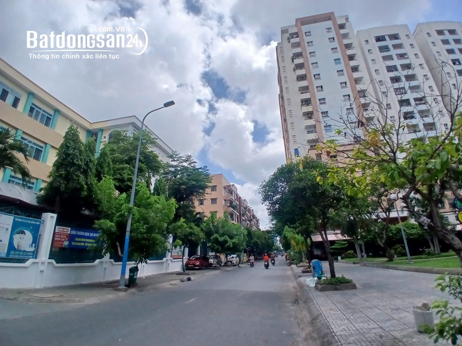 Bán nhà Bàu Cát, Đường Nguyễn Hồng Đào, Quận Tân Bình