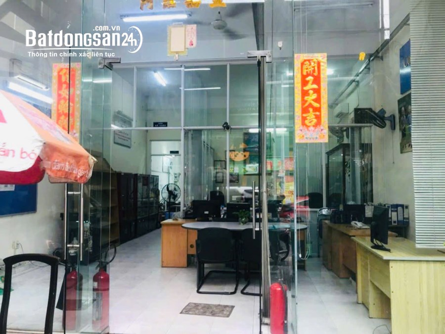 BÁN NHÀ MẶT TIỀN C – P15, TÂN BÌNH – 183M² – 2 LẦU – 6,5M x 28M - GIÁ CHỈ 22 TỶ 7