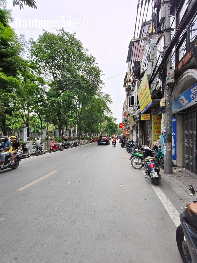 Bán nhà mặt tiền Đường Trương Định, Phường Tương Mai, Quận Hoàng Mai