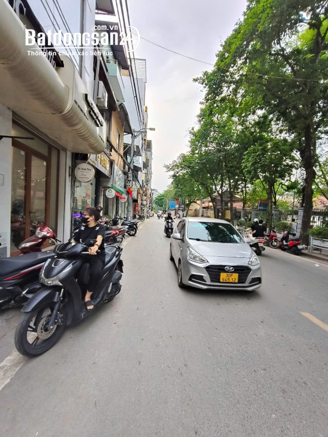 Bán nhà mặt tiền Đường Trương Định, Phường Tương Mai, Quận Hoàng Mai