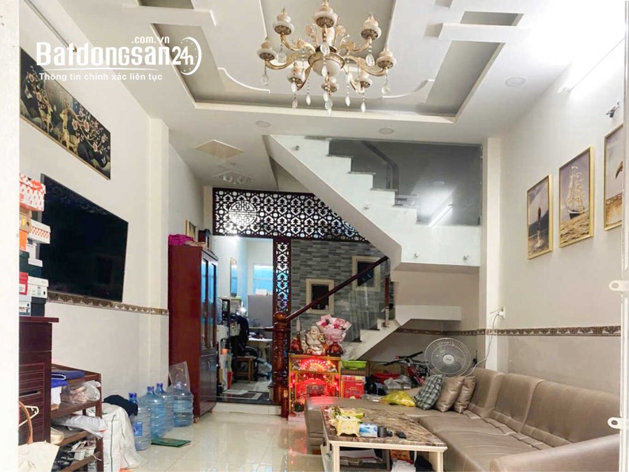 NHÀ ĐẸP NGUYỄN SƠN – Tân Phú ,4 TẦNG KIÊN CỐ – XE HƠI VÀO TẬN NHÀ – 60M2 CHỈ 7TỶ8