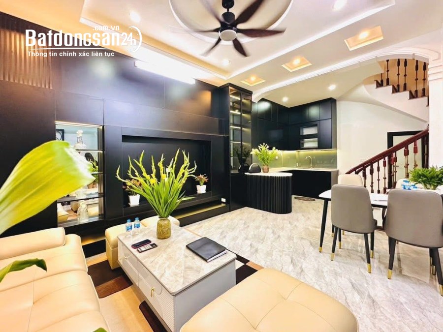 BÁN NHÀ-P/LÔ-LÊ VĂN LƯƠNG-DIỆN TÍCH RỘNG 75M-30M RA PHỐ- 3T .MT 3,5M- CHỈ 14.5 TỶ