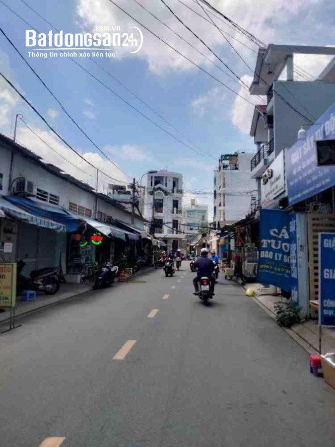 Bán nhà Tân Phú đường Bờ Bao Tân Thắng, 4x17 Cach AEON Tân Phú 300M 2 mặt tiền