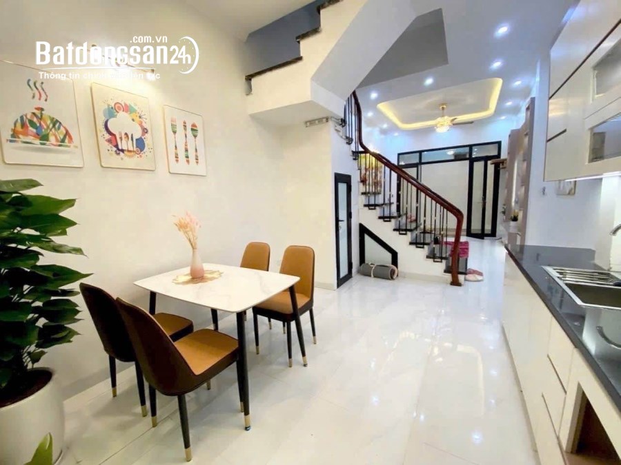 BÁN NHÀ-PHÂN LÔ-TÂY SƠN-ĐỐNG ĐA-Ô TÔ ĐỖ CỬA-HAI THOÁNG VĨNH VIỄN-35M 4TẦNG CHỈ 7tỷ