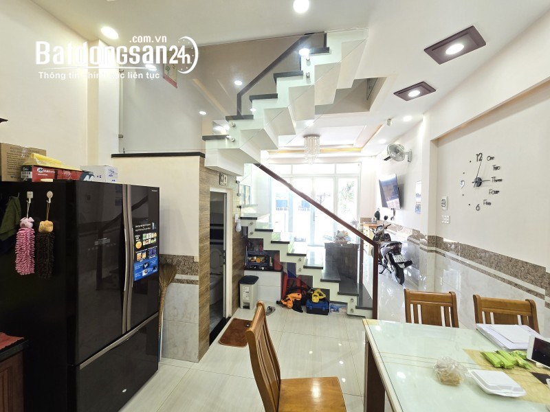 Bán nhà 50m2, 2PN, 2WC, Lý Tế Xuyên, Linh Đông, Thủ Đức - 6.3 tỷ