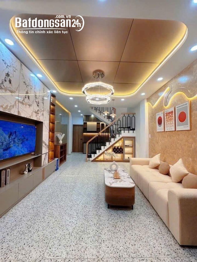 BÁN NHÀ PHÂN LÔ Ô TÔ ĐỖ CỬA PHÁO ĐÀI LÁNG ĐỐNG ĐA TẶNG NỘI THẤT Ở NGAY 45M 4 TẦNG