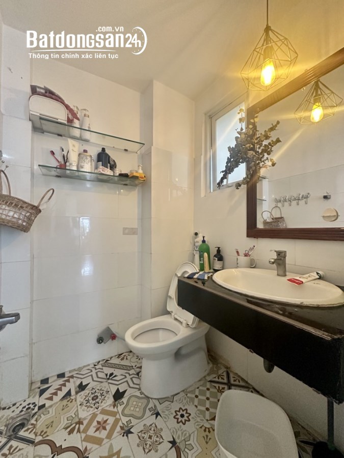 Bán nhà mặt tiền Đường Tăng Bạt Hổ, Phường 11, Quận Bình Thạnh