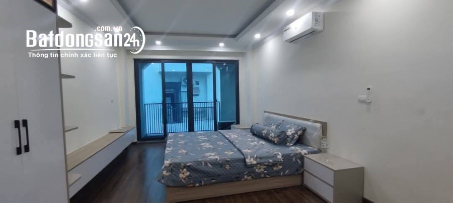Bán nhà 16 Nguyễn Văn Huyên, Dịch Vọng, Cầu Giấy, Hà Nội.