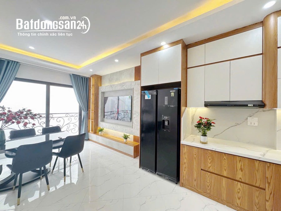 Bán nhà Phố Thái Hà 45/50m2 x 5Tầng, Kinh Doanh – Gara ô tô - MT rộng Giá Nhỉnh 20 tỷ