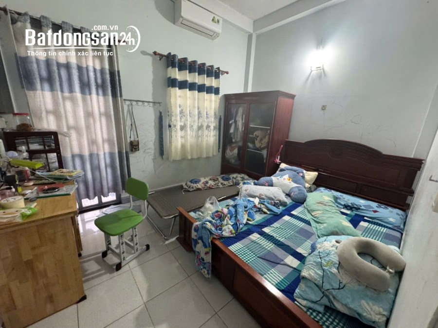 Bán nhà mặt tiền Đường Bàu Cát, Phường 3, Quận Tân Bình