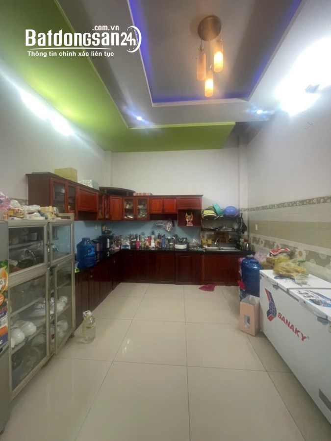 Bán nhà mặt tiền Đường Bàu Cát, Phường 3, Quận Tân Bình