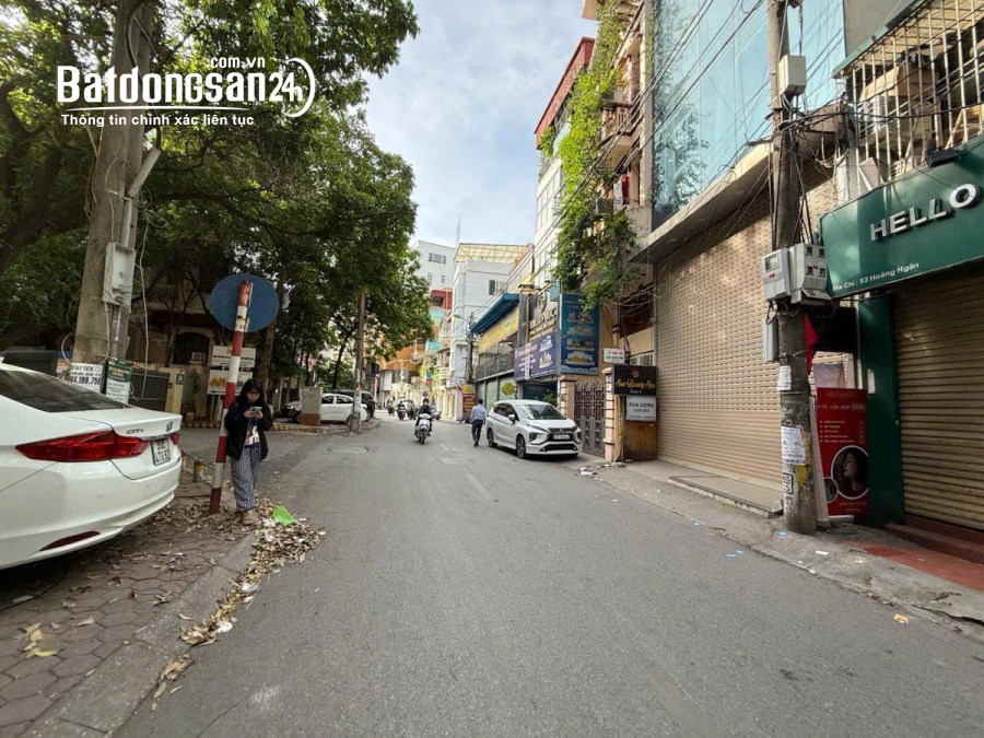 Trung Hoà Cầu Giấy bán nhà Hoàng Ngân oto đỗ cửa 52m2 - 4 tầng - giá 13 tỷ