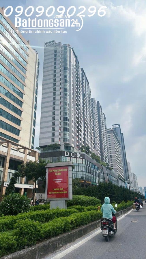Trung Hoà Cầu Giấy bán nhà Hoàng Ngân oto đỗ cửa 52m2 - 4 tầng - giá 13 tỷ