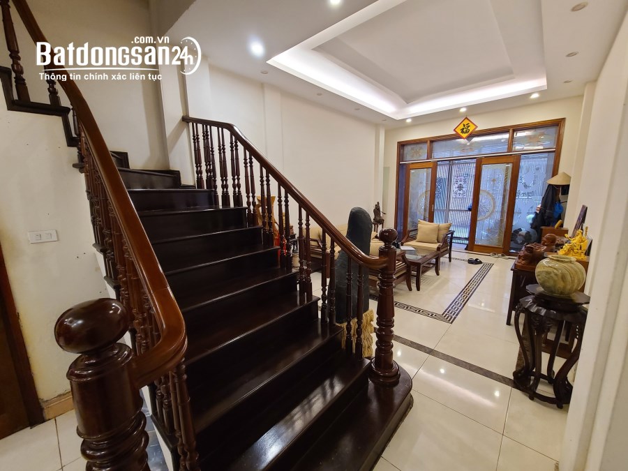 Bán nhà mặt tiền Đường Nguyễn Tuân, Phường Nhân Chính, Quận Thanh Xuân