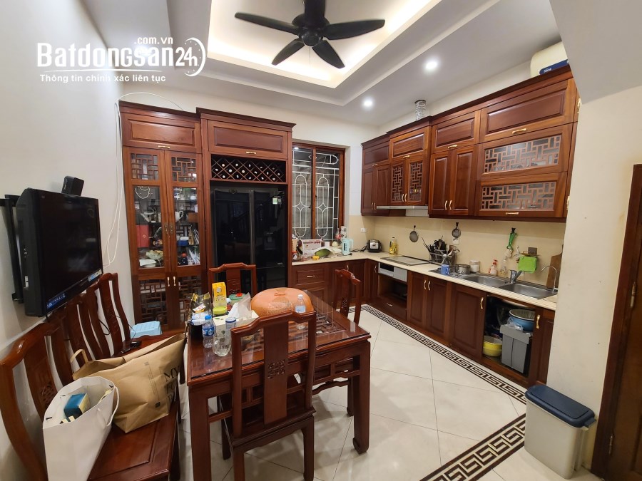 Bán nhà mặt tiền Đường Nguyễn Tuân, Phường Nhân Chính, Quận Thanh Xuân