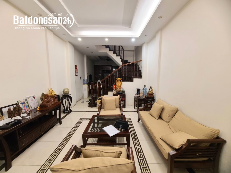 Bán nhà mặt tiền Đường Nguyễn Tuân, Phường Nhân Chính, Quận Thanh Xuân