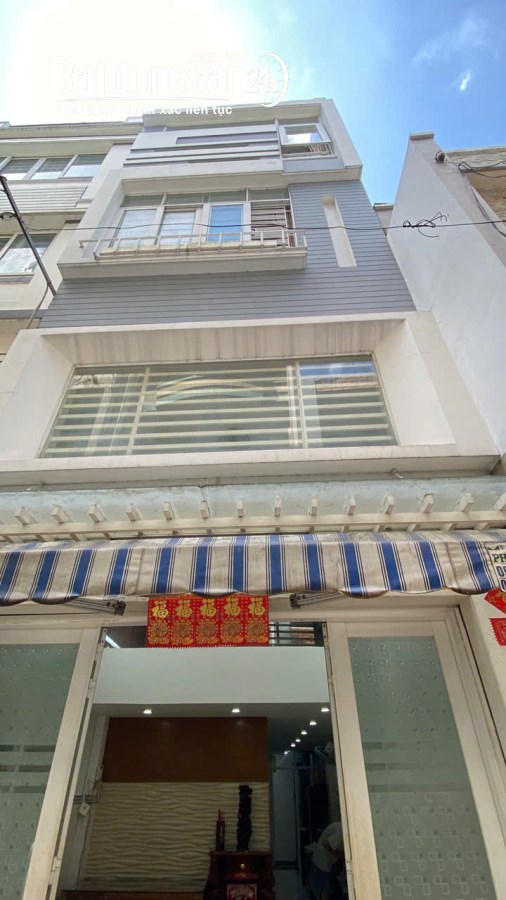 Bán nhà Hẻm Xe Hơi Xóm Đất, gần Đường Ông Ích Khiêm, Phường 8, Quận 11