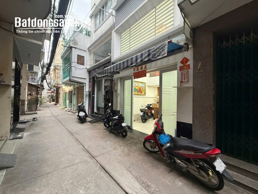 Bán nhà Hẻm Xe Hơi Xóm Đất, gần Đường Ông Ích Khiêm, Phường 8, Quận 11
