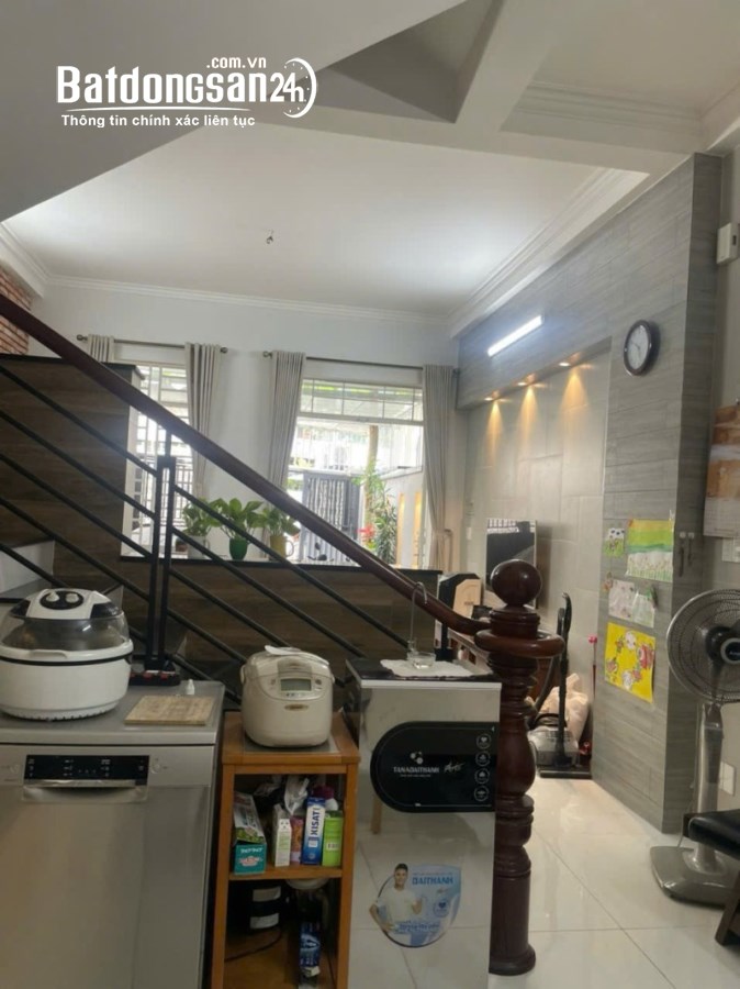Bán nhà 72m², 4 tầng, 4PN, Linh Trung, Thủ Đức, 7.35  tỷ