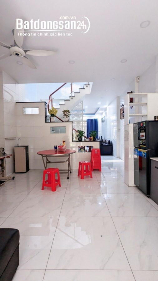 Tam Châu Bán nhà 4 tầng 96m², Tam Bình, Thủ Đức, 7.9 tỷ, sổ hồng