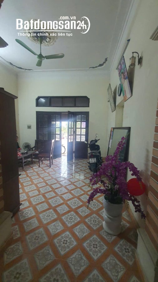 NGÃ TƯ SƠN ĐỒNG, MẶT ĐƯỜNG 422B - VỈA HÈ - KINH DOANH ĐỈNH.