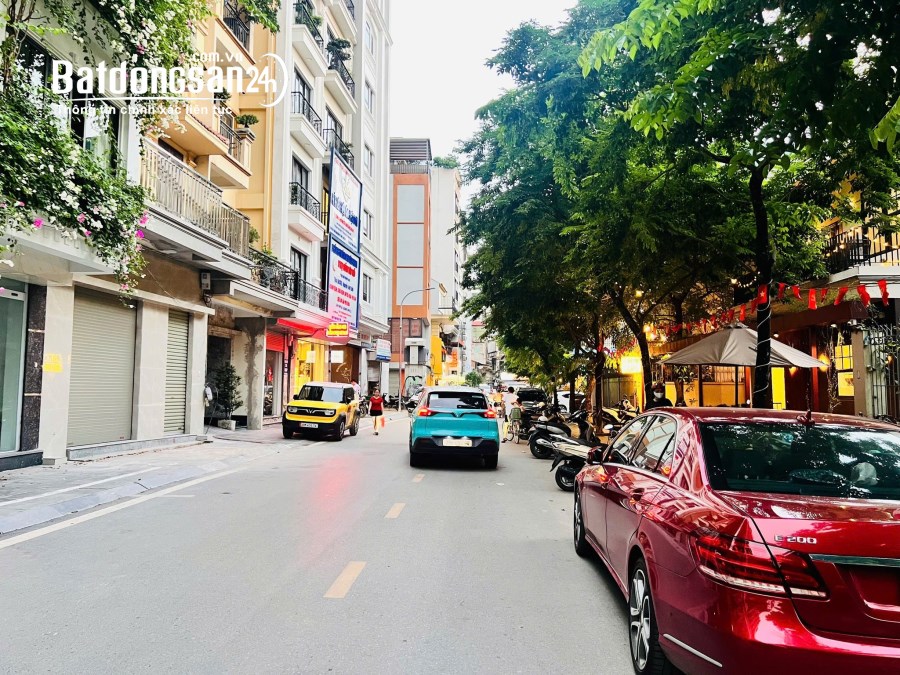 Bán nhà vườn 165m Võng Thị, Bưởi, Tây Hồ, Hà Nội.