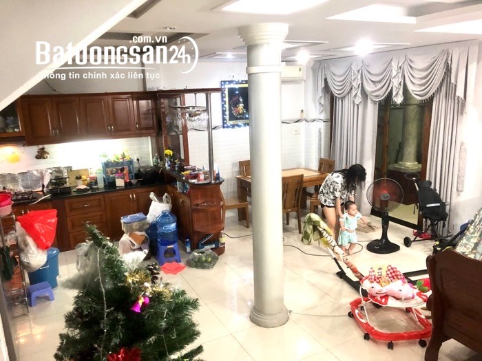 Bán nhà Đường Huỳnh Tấn Phát, Phường Tân Phú, Quận 7