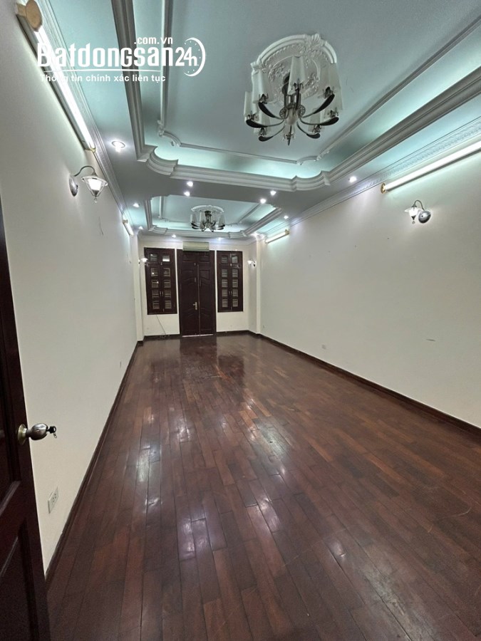 Cho thuê nhà Đường Vũ Ngọc Phan, Phường Láng Hạ, Quận Đống Đa