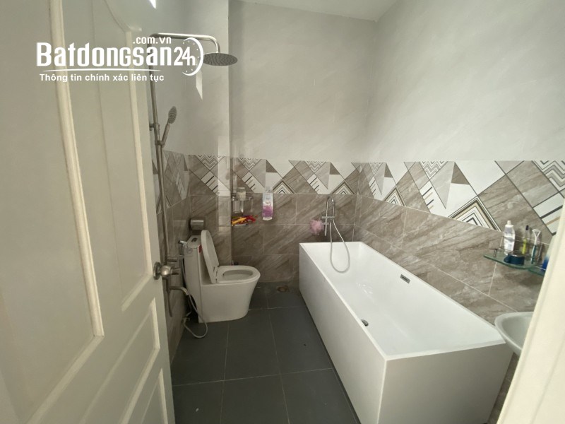 Bán nhà Đường Số 8, Phường Tăng Nhơn Phú B, TP Thủ Đức (Quận 9)
