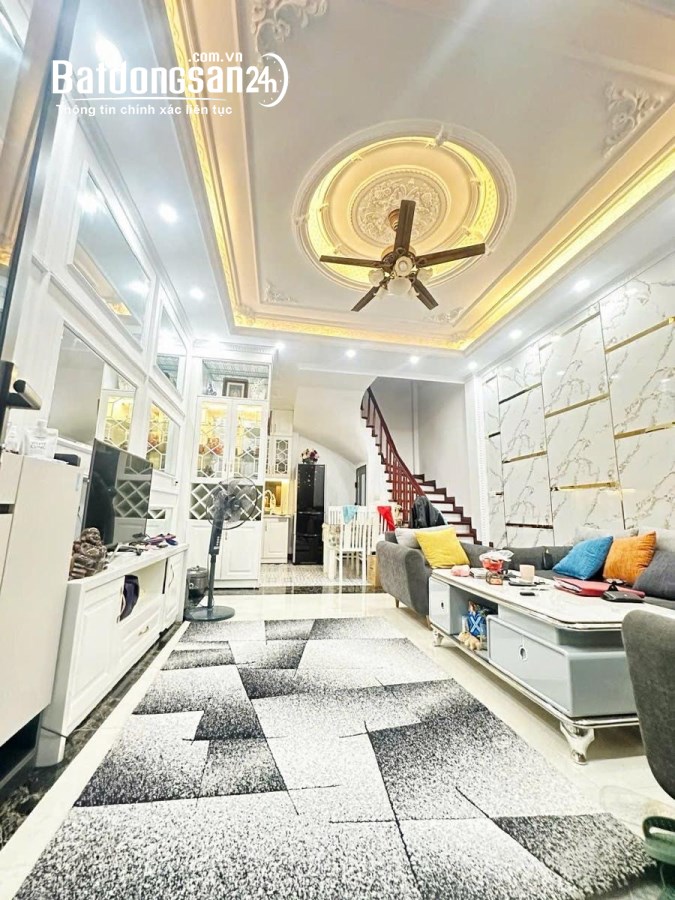 BÁN NHÀ MẶT PHỐ TRUNG LIỆT ĐỐNG ĐA VỈA HÈ KINH DOANH Ô TÔ ĐỖ 18M 6T 7.9 TỶ