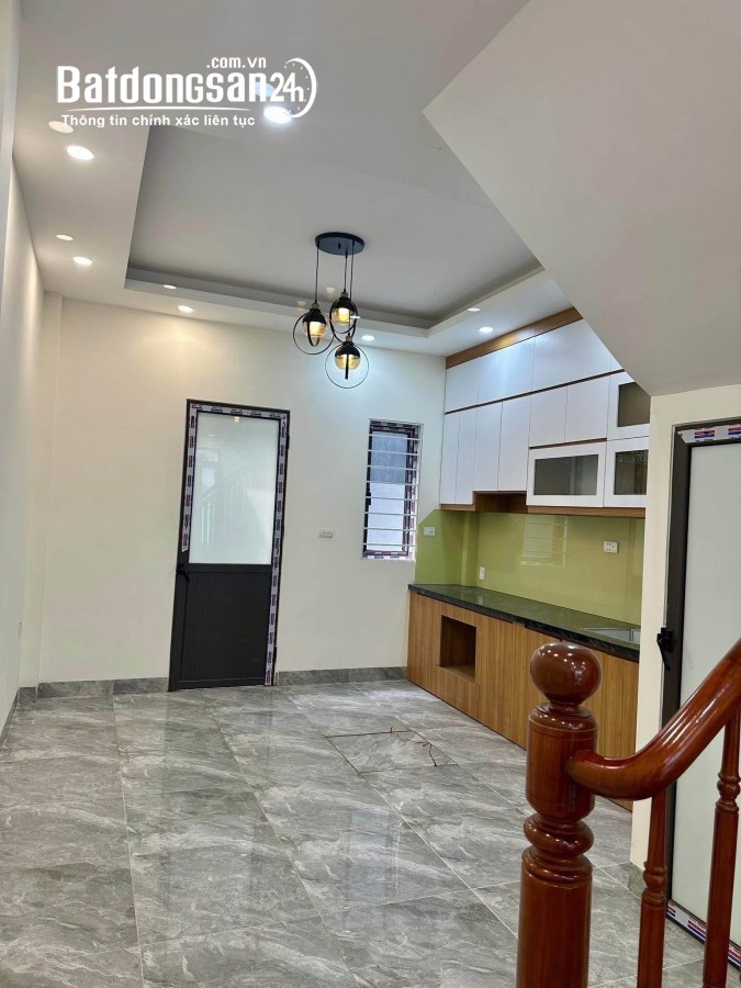 BÁN NHÀ TRUNG LIỆT ĐỐNG ĐA NHÀ MỚI Ở NGAY  THANG MÁY Ô TÔ ĐỖ 27M 6T 10,6TỶ