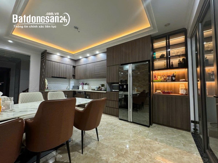 BÁN GẤP, CHỦ GIẢM TIẾP 1 TỶ, NHÀ PHÂN LÔ, OTO TRÁNH, TRẦN QUỐC HOÀN, CẦU GIẤY